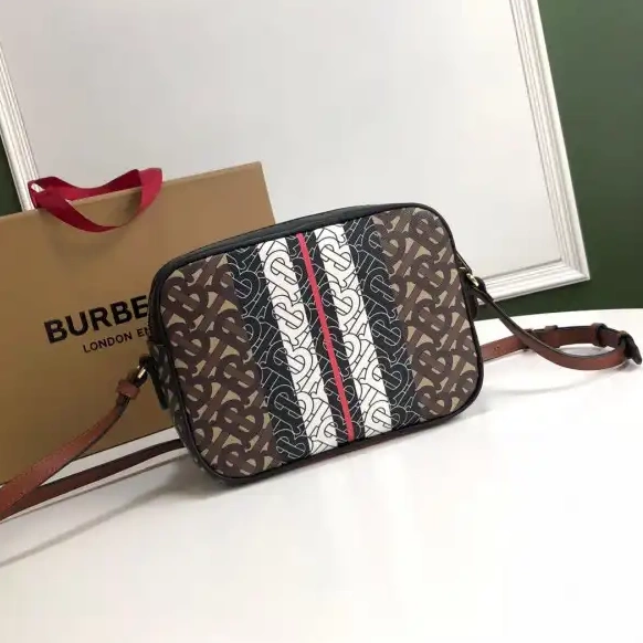 Official First Bag Ru Bag Stripe Camera Medium BURBERRY E-canvas Monogram 0516